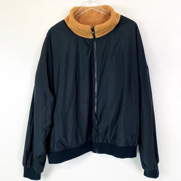 Fabletics Sepia/Black Spence Reversible Jacket Size 4X - Picture 3 of 7